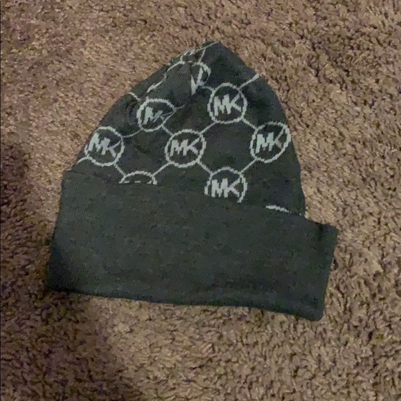 Michael Kors hat - Picture 1 of 2